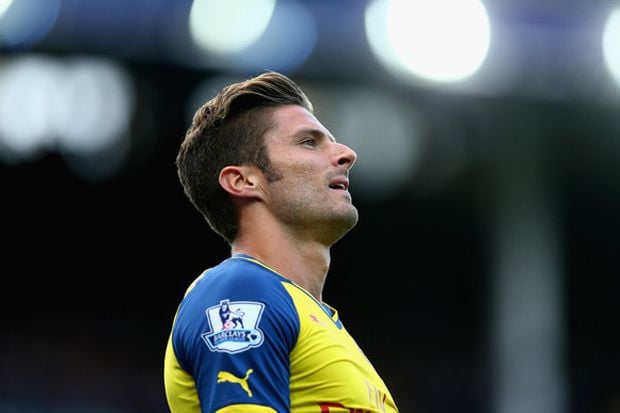 Giroud Tatap Comeback...