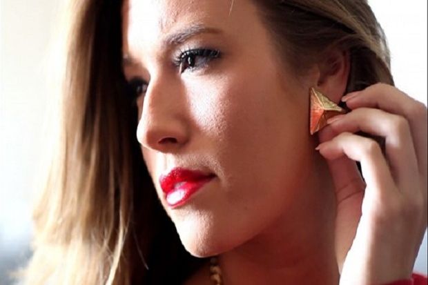 Anting-anting Ini Bisa...