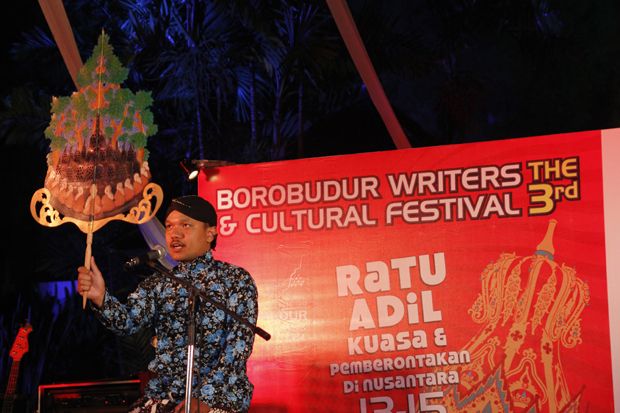 Film Borobudur Resmi...