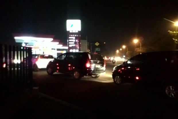 BBM Naik, Warga Bekasi...