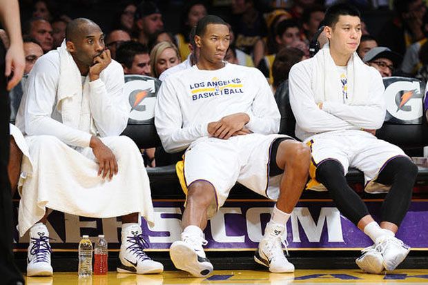 Lakers Perpanjang Rekor...