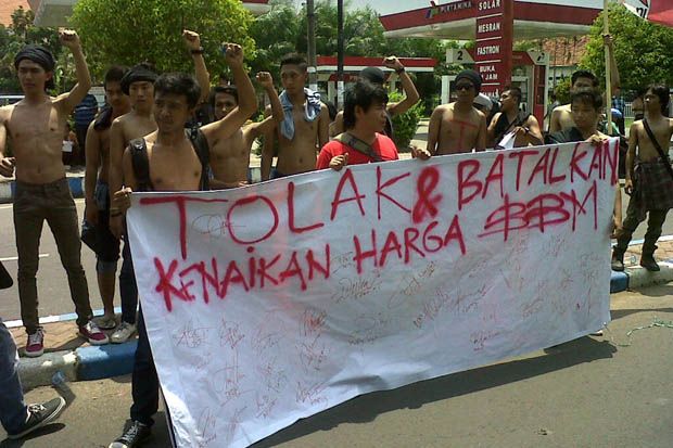 Tolak BBM Naik, GMNI...