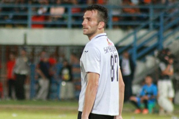 Persib-PBR Saling Sikut...