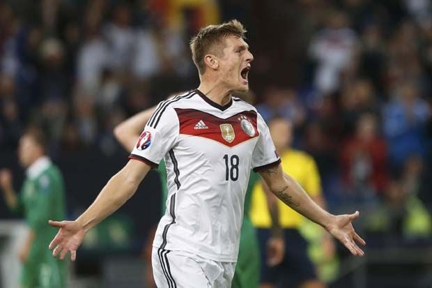 Kroos Girang Hadapi...