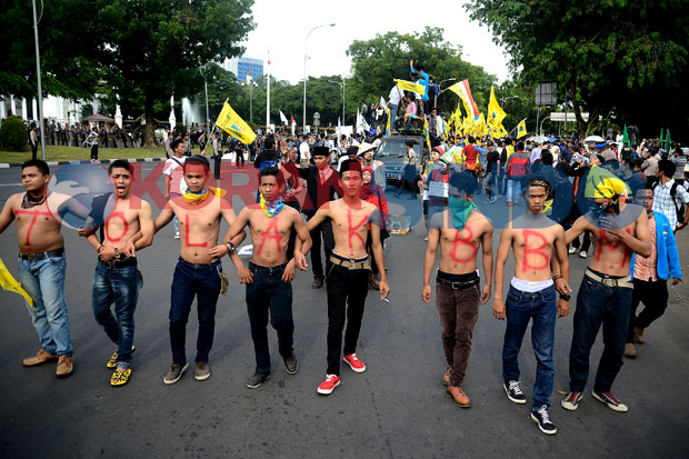 Demo Penolakan Meluas