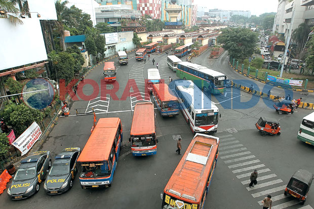 Tarif Angkutan Umum...