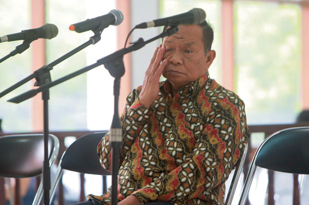 Ramlan Comel Dituntut...
