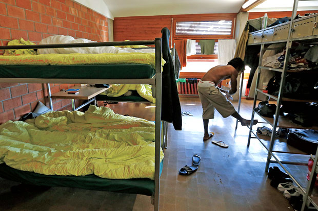 Australia Tutup Pintu...
