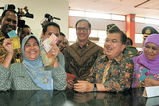 Pimpinan DPR Siap Akomodasi...