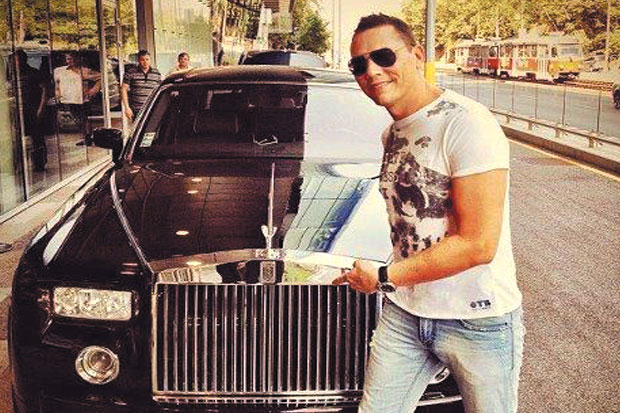 Tiesto Baru Beli Rolls-Royce...