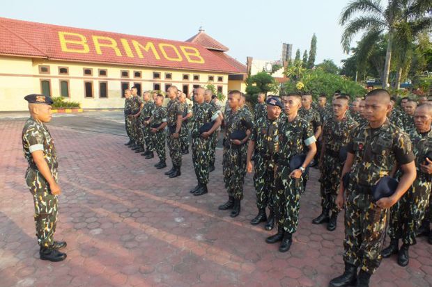 Seragam Loreng Brimob...