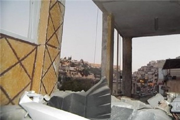 Israel Hancurkan Rumah...