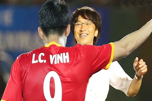 Pelatih Vietnam Larang...