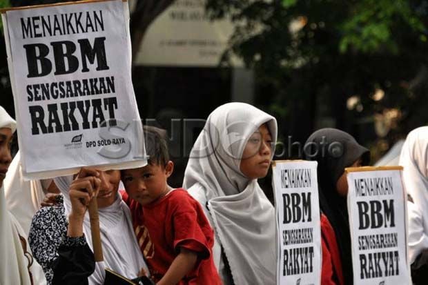 3 Tuntutan Mahasiswa...