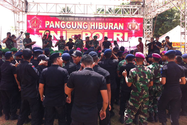Pasca Adu Tembak, Anggota...