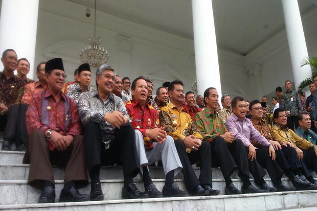 Pertemuan Jokowi dan...