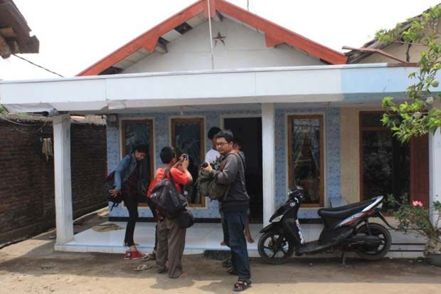 Pencari Kayu Bakar Didenda...