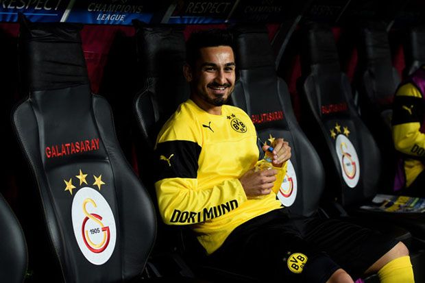 Dortmund Tolak Tawaran...