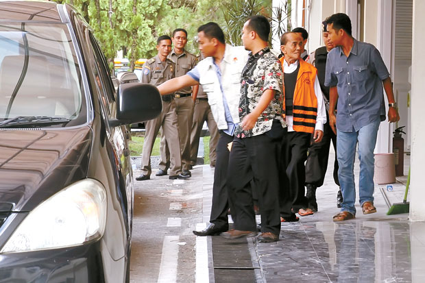 KPK Rekonstruksi Kasus...
