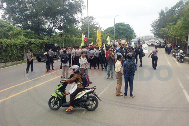 Mahasiswa Gagal Blokade...
