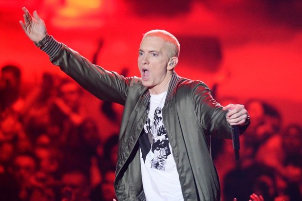 Lewat Lagu, Eminem Minta...