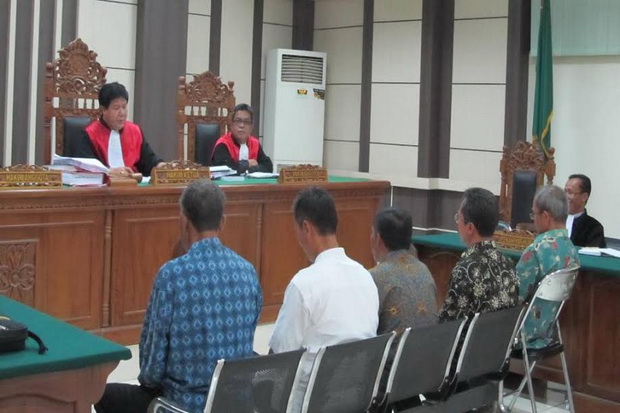Korupsi Rp1,3 M, 5 PNS...