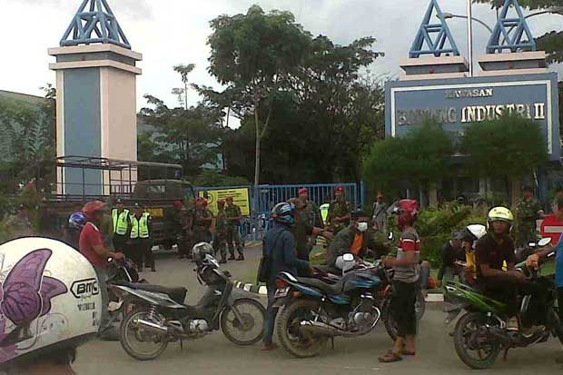 Ratusan Buruh Sweeping...