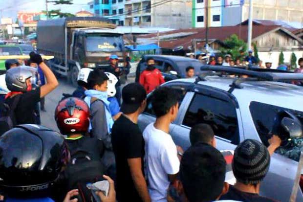 Demo Tolak Jokowi Kembali...