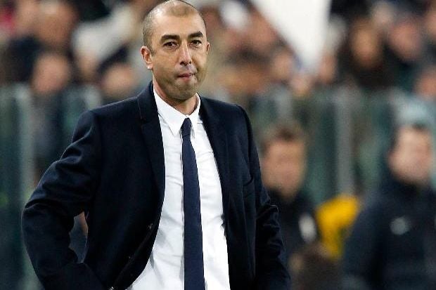 Dibantai Chelsea, Di...