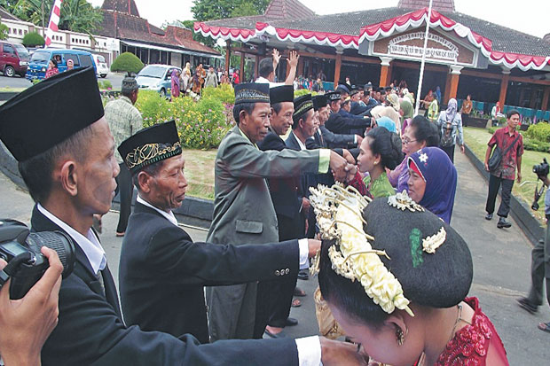 Miliki 21 Cucu Masih...