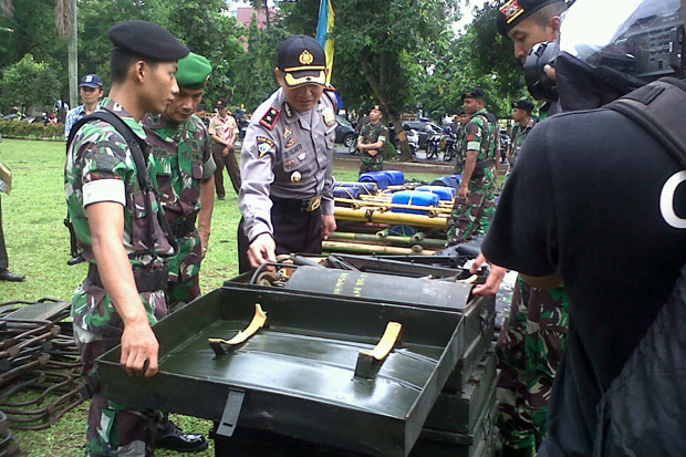 TNI - Polri di Depok...