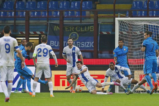 Inter Tertahan Sementara...