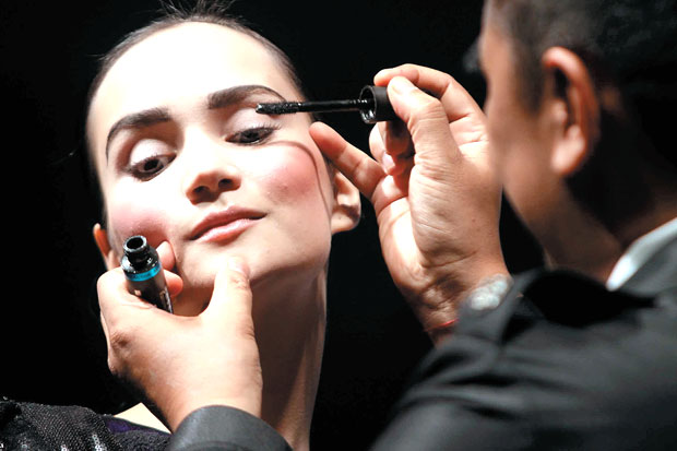 Pesona Make Up Natural...
