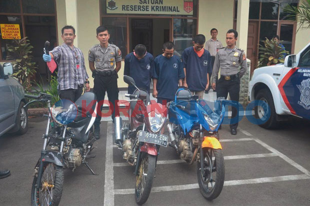 Empat Anggota Geng Motor...