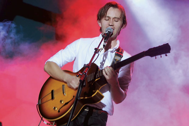Sondre Lerche Manjakan...