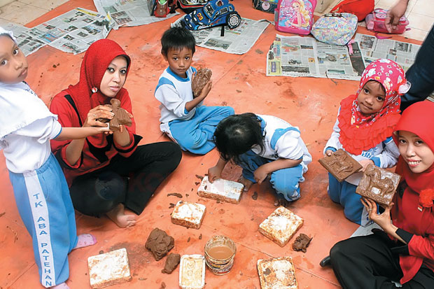 Wariskan Seni dan Keahlian...
