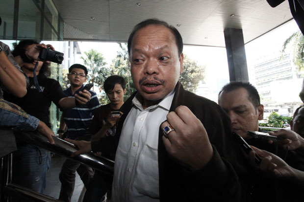 Penyidik Telusuri Aset...