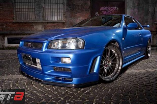 Skyline GT-R R34 dari...