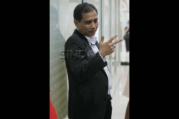 Robby Dorong DPR Revisi...