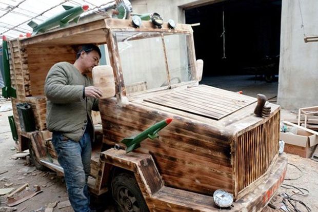 Mobil Kayu Bermesin...