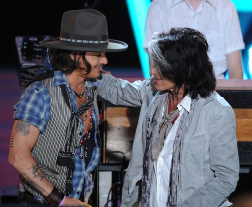 Gitaris Aerosmith Gandeng...