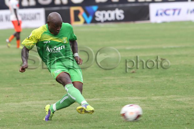 Persib Ikat Striker...