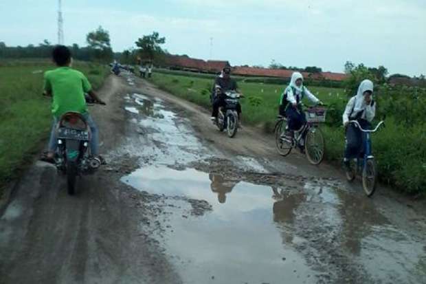 Musim Hujan, Pemprov...