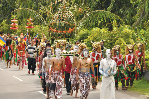 Parade dan Karnaval...