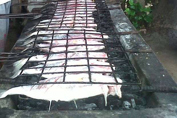 Ikan Etong Bakar Favorit...