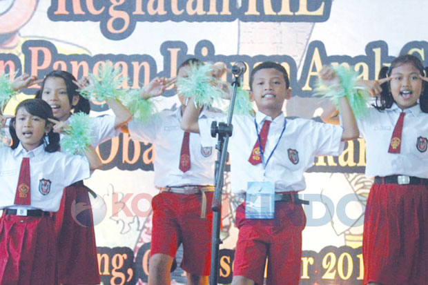 4% Jajanan Anak Sekolah...
