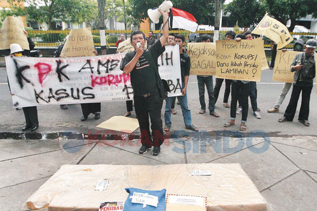 Kejati DIY Dihadiahi...