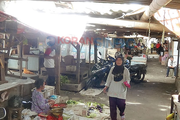 Pasar Nglano Direhab...
