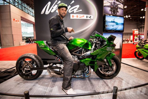 Ninja H2 Drag Bike Tembus...