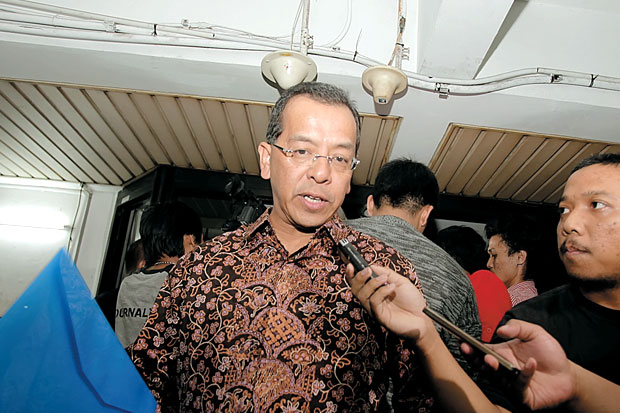 Emirsyah Satar Mundur...